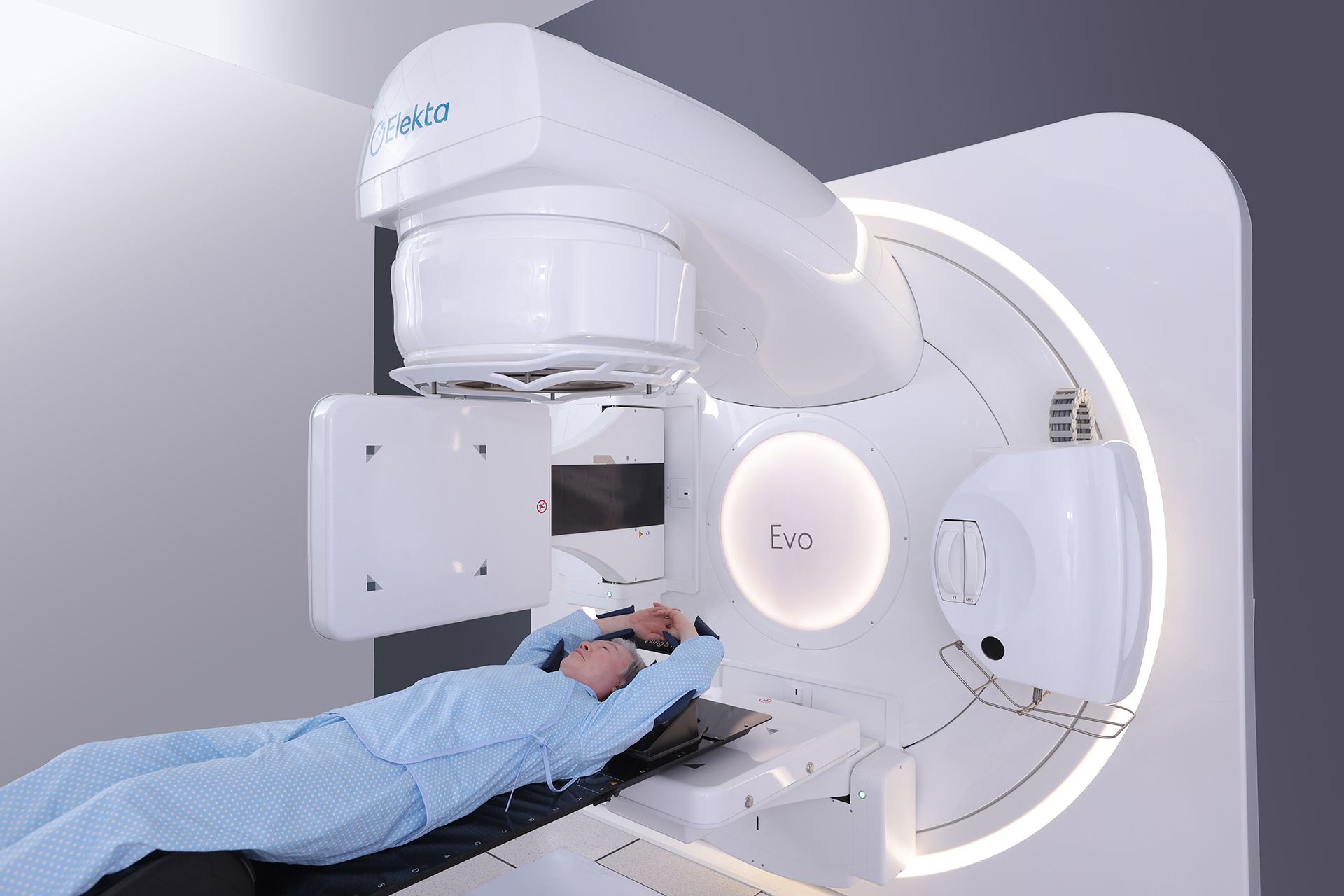Elekta Evo   Patient on Table   Angled Side View
