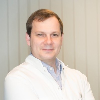 Dr. Matthias Lampe