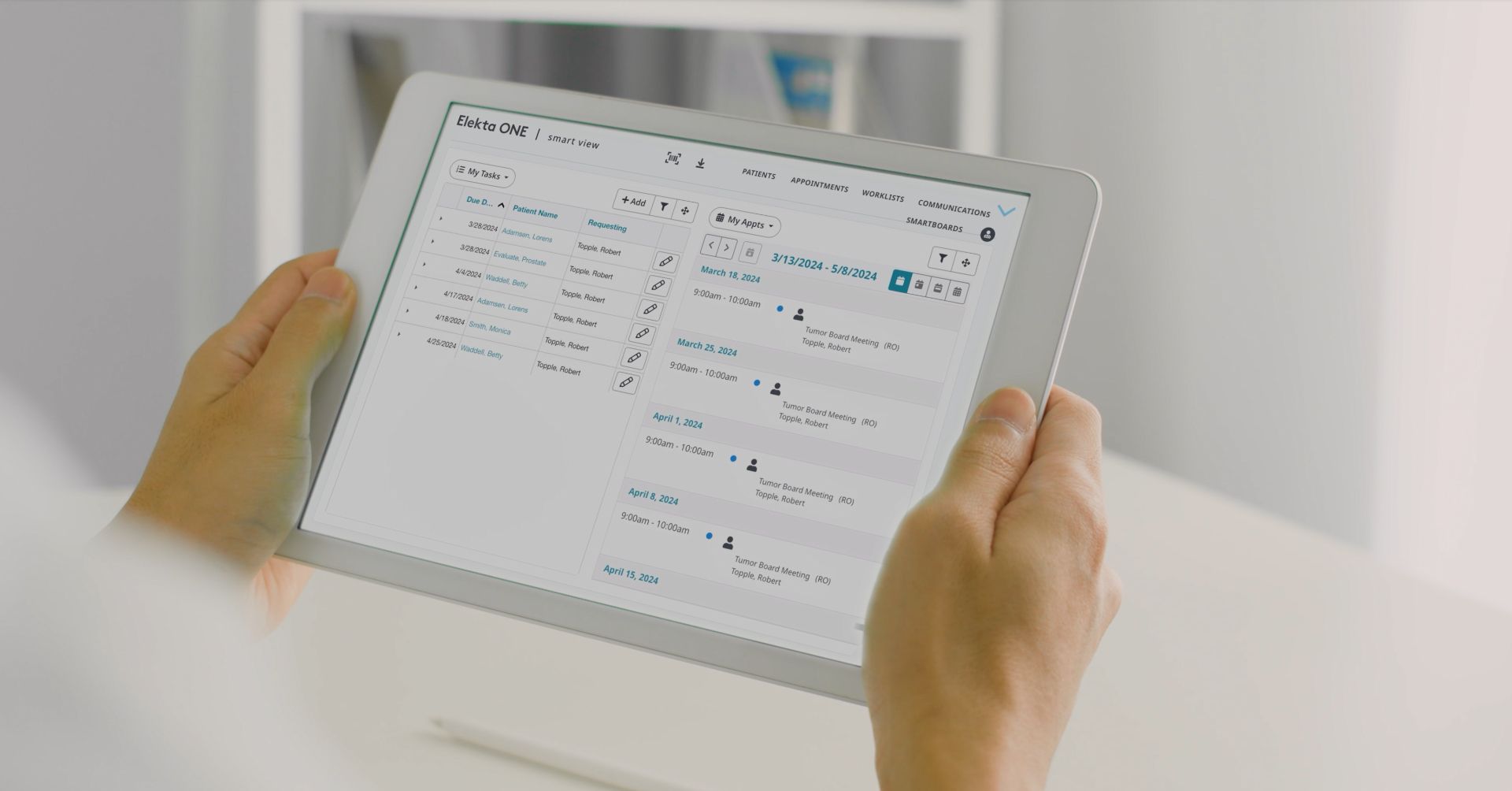 Mosaiq Smart clinic open on a tablet