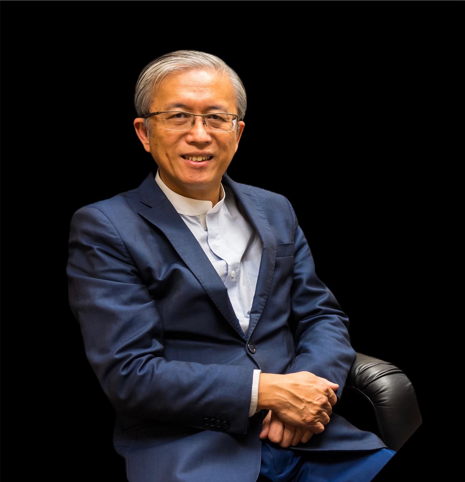 Neurosurgeon Chung-Ping Yu, MD