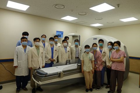 The Samsung Medical Center Gamma Knife center team