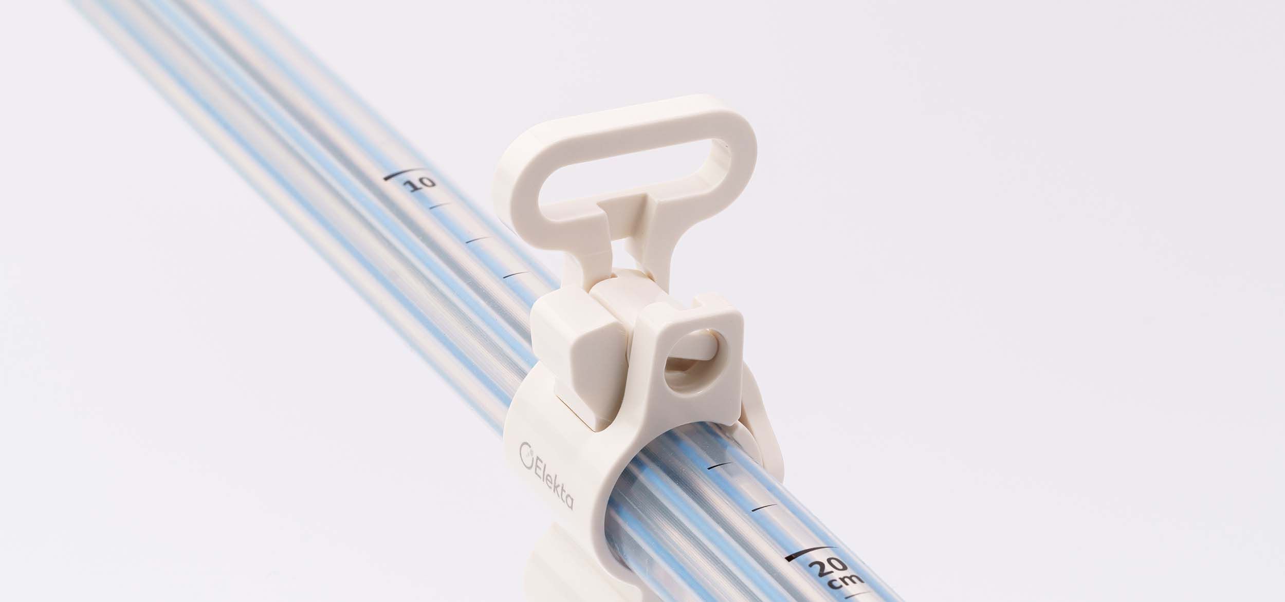 Rectal Applicator With Clip Closed