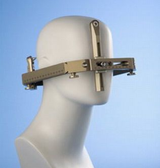 Slotted Frontpiece Frame Lowres3